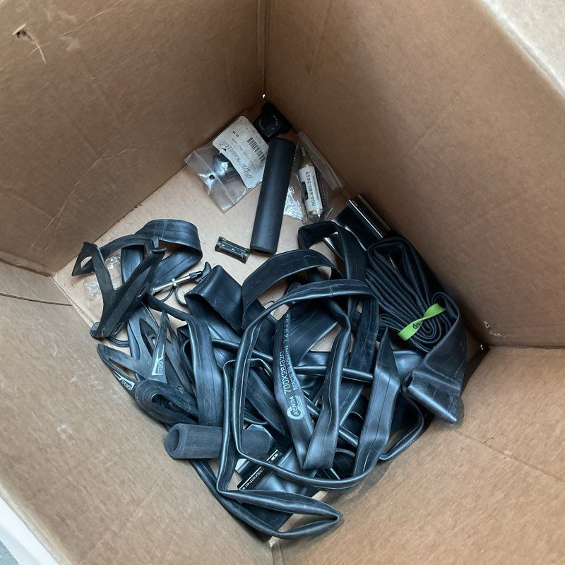 CANNONDALE FLASH 29 Bike Frame, Racing Ralph Tire, American Classic Wheel, Parts