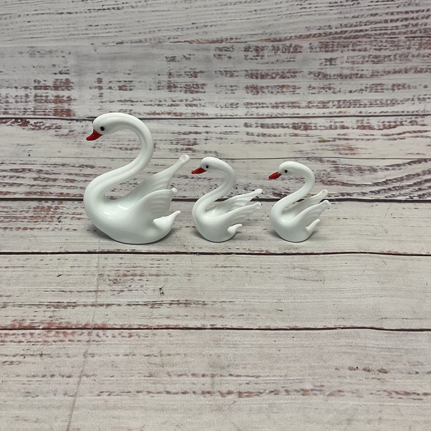 Murano White Hand Made Glass Swan Set Of 3miniature Figures
