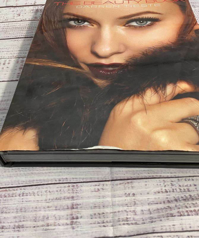 The Beauty Book For Brain Cancer Darren Tieste Hardcover