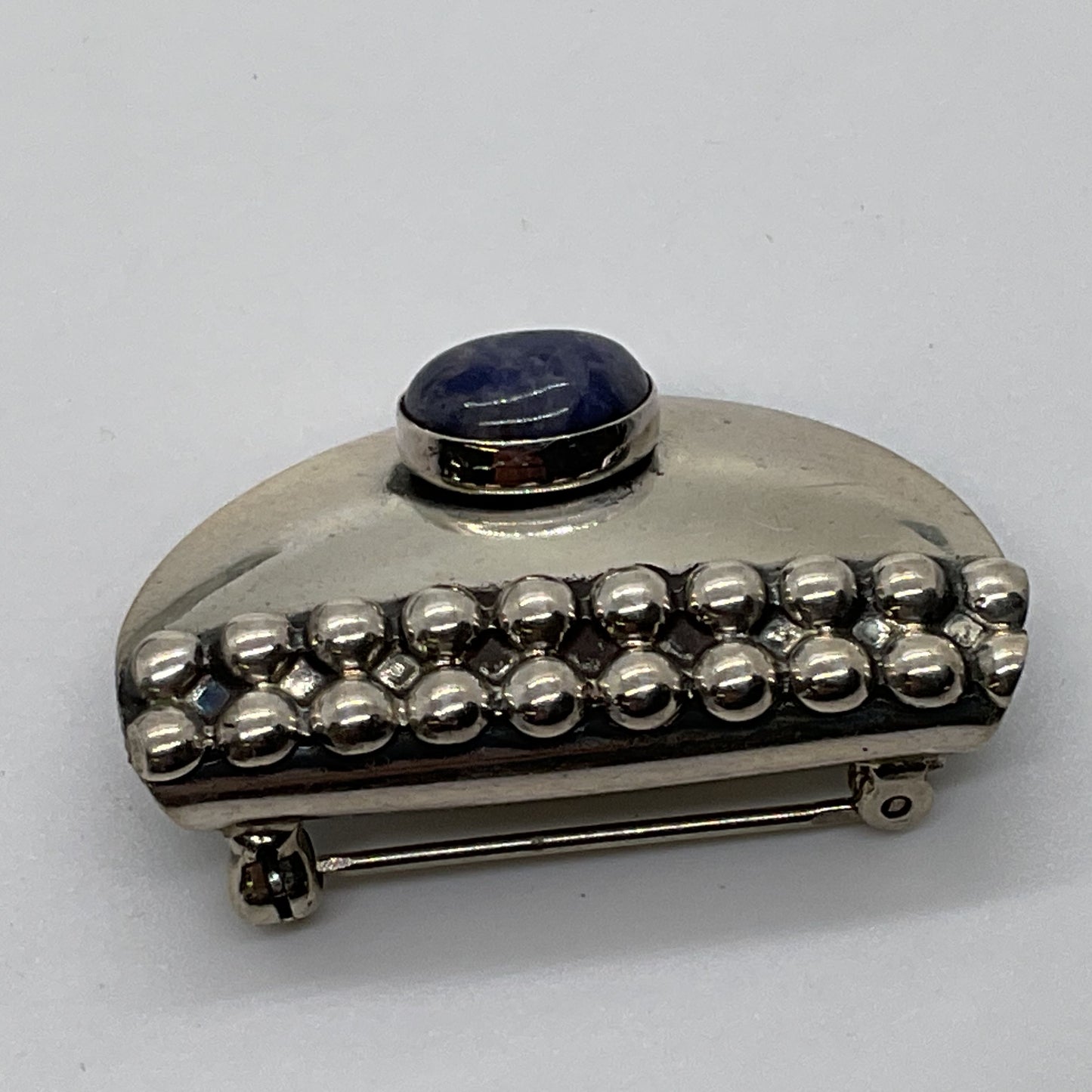 VTG. Sterling Silver Beaded Sodalite Cabochon 1.5" Brooch- 6.41g