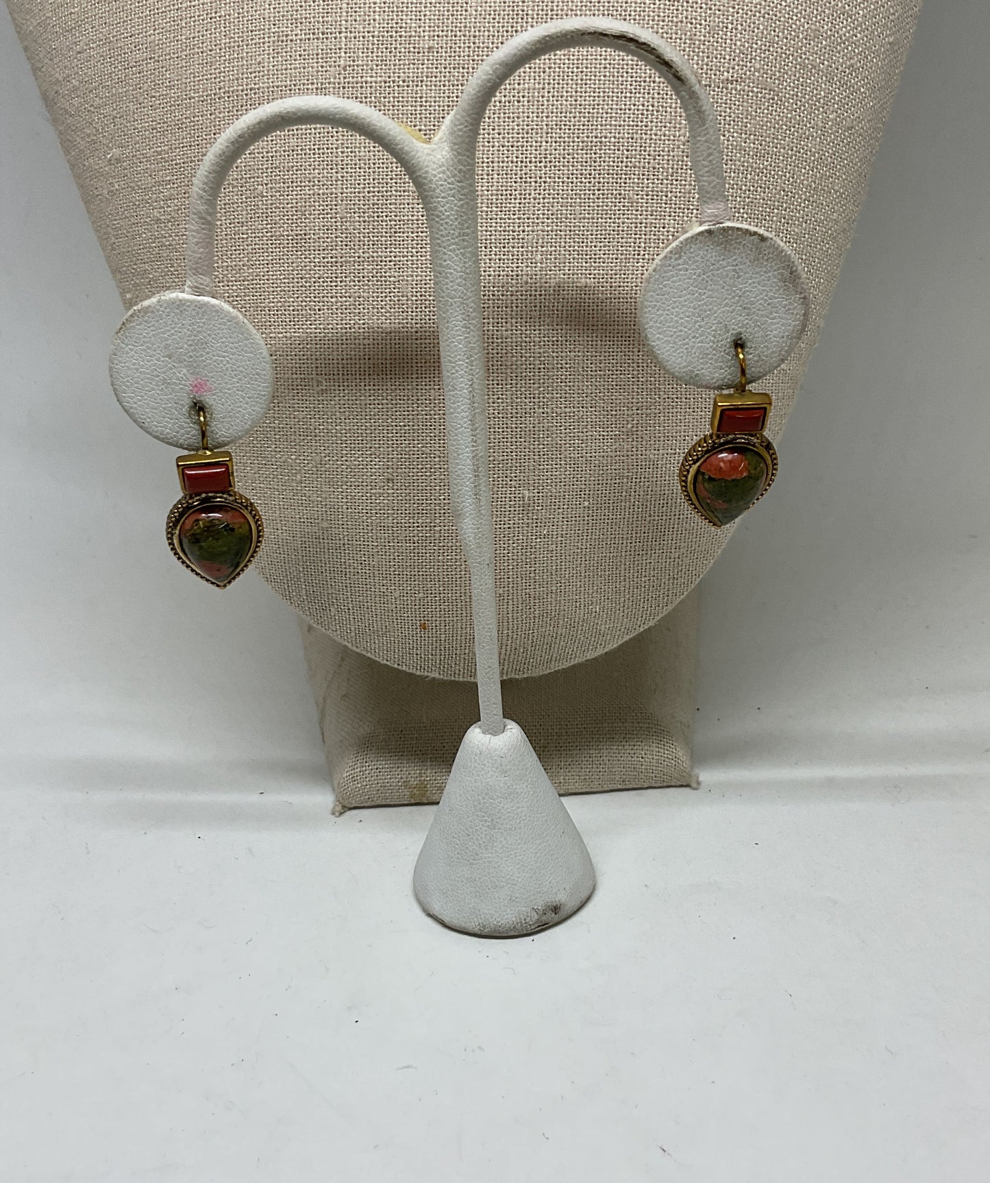 ROMAN Gold Tone Leather Vintage Necklace & Earrings Set Semi-precious stone