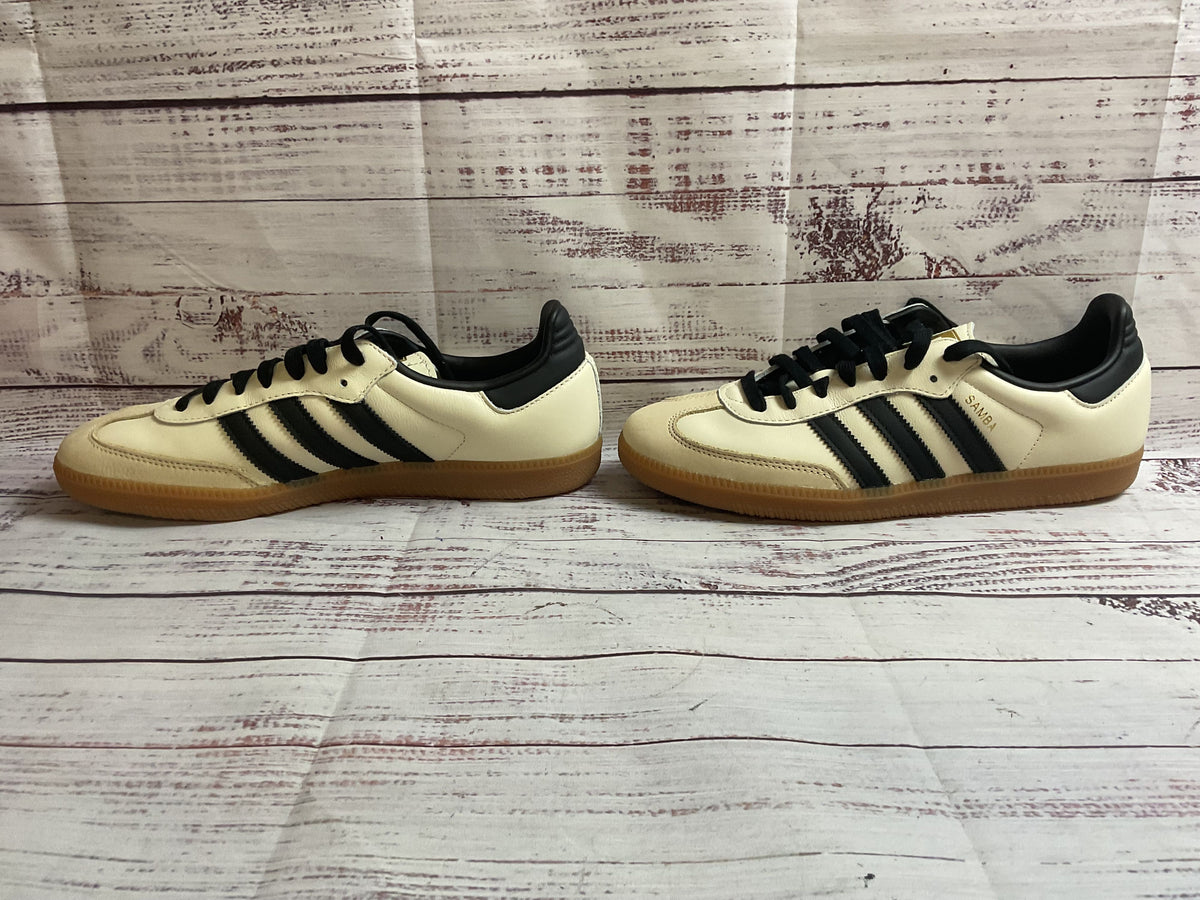 adidas Samba Beige Sneaker Athletic Shoe Women 9.5