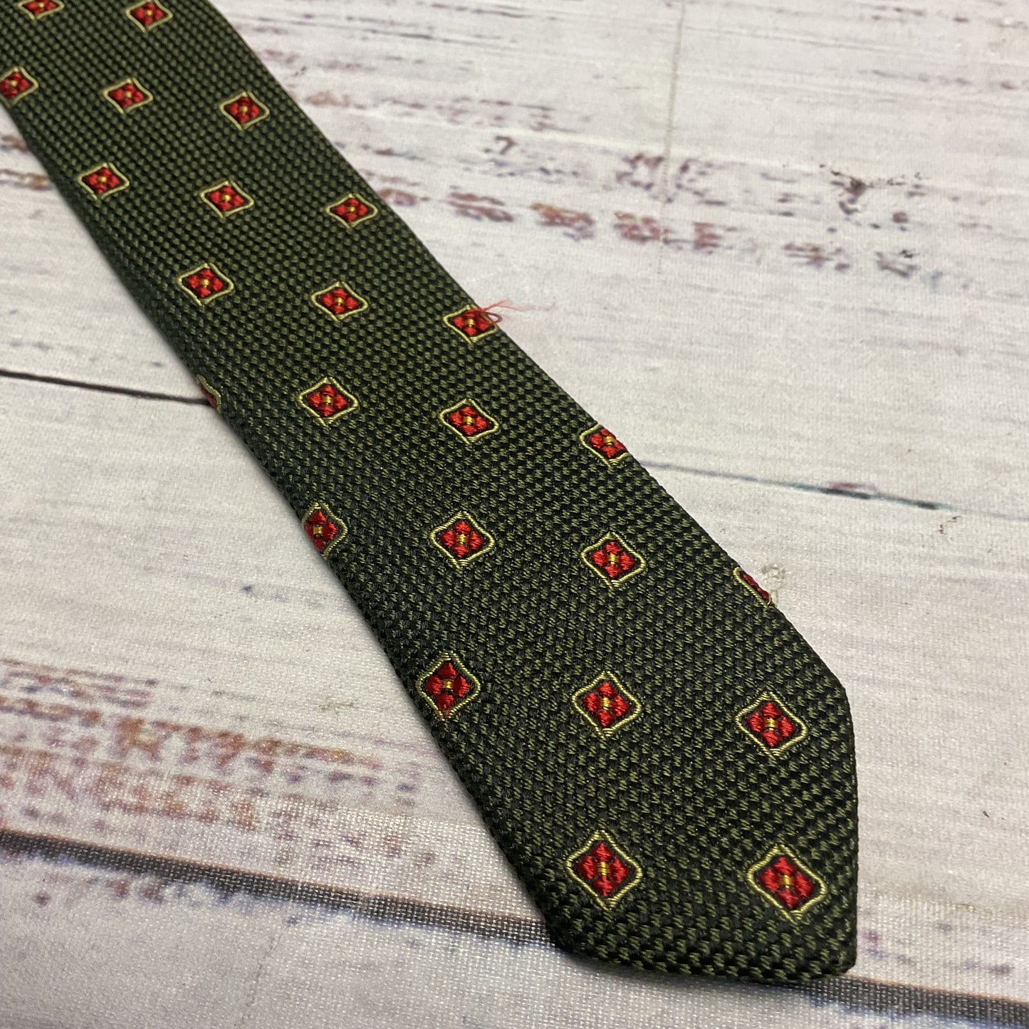 Brooks Brothers 346 Green Silk Red Square Neck Tie 58"