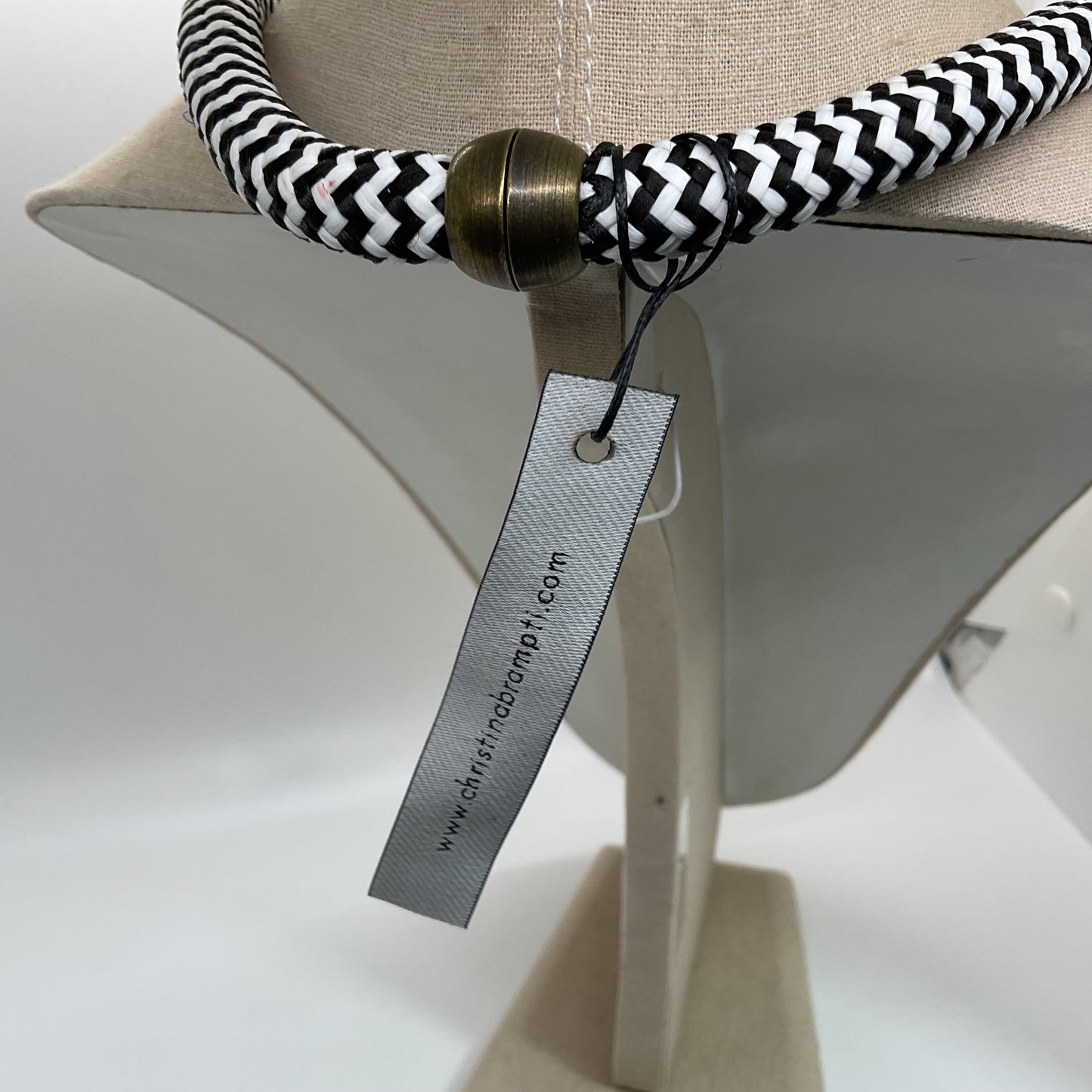NEW CHRISTINA BRAMPTI Contemporary Cord Gray Black White Choker Necklace 18"