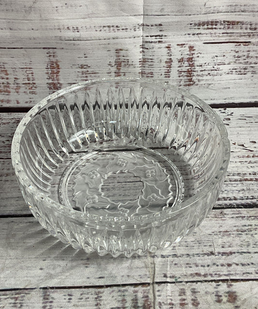 Vintage Holly Glass Carved Set of 4 Small Bowls Clear