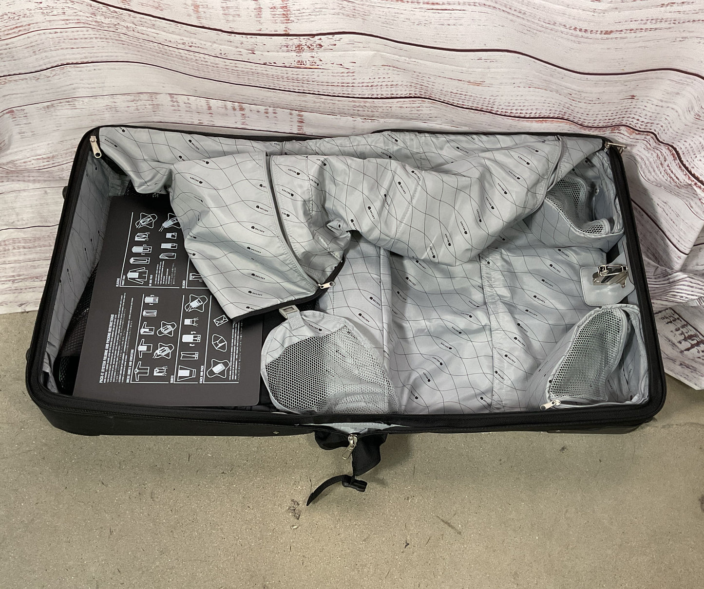 Delsey Rolling Garment Bag Suitcase Black