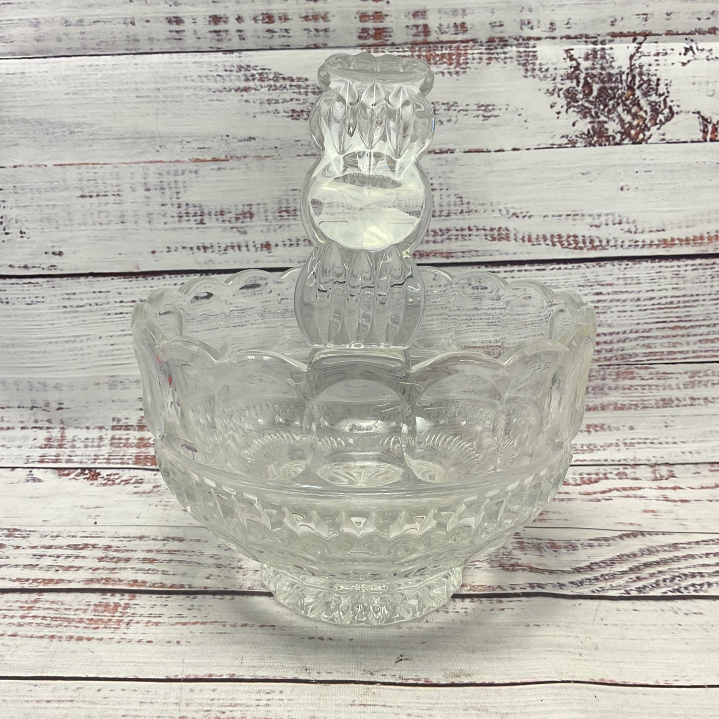 Fifth Avenue Crystal Polish Crystal Clear Glass Basket 8"