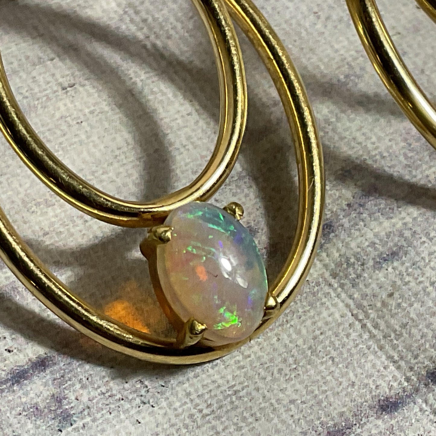 14K Yellow Gold & Opal 1" Oval Dangle Earrings- 2.89g