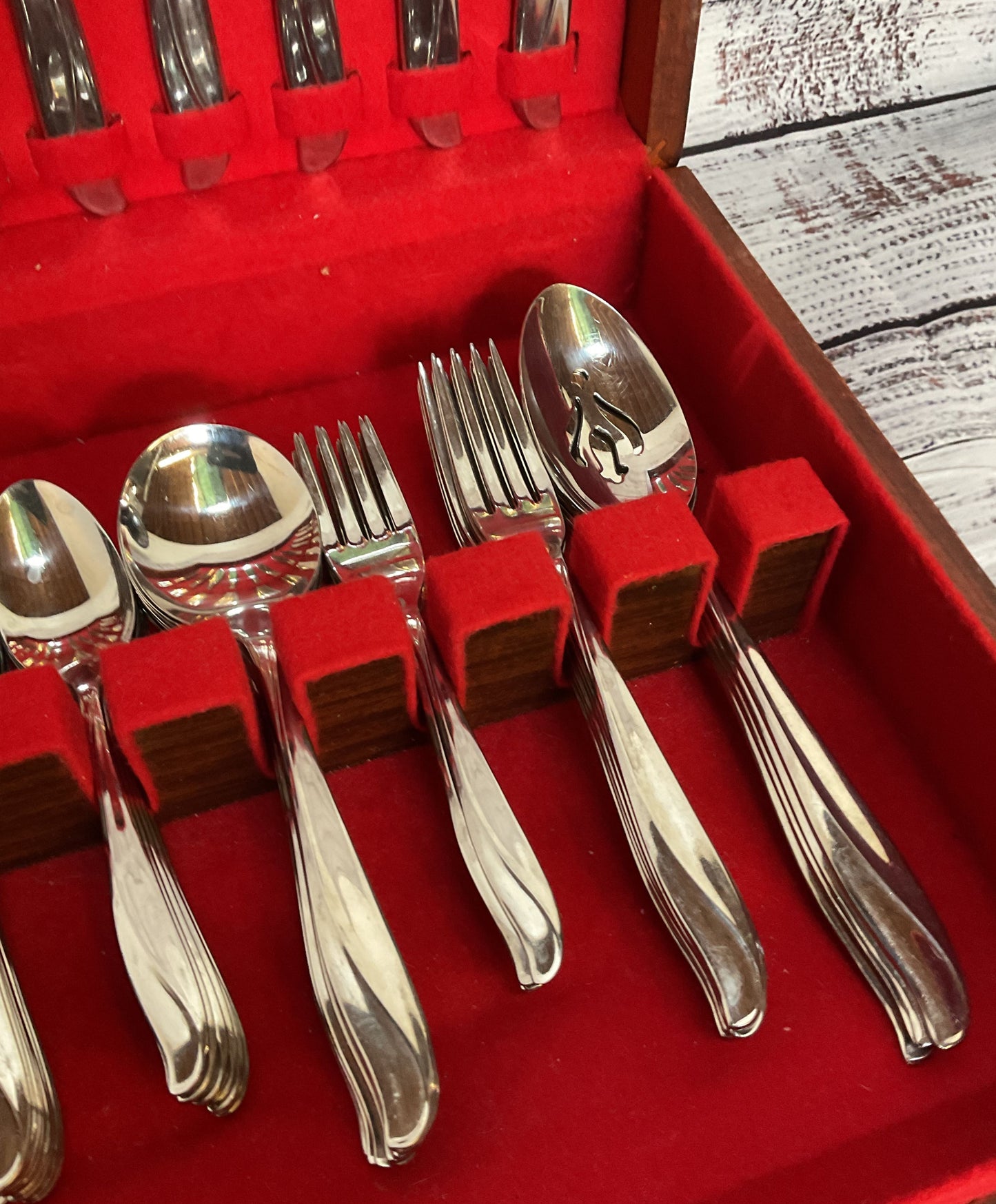International RM Rogers Impression Stainless Steel Lot Of 76 Flatware Set