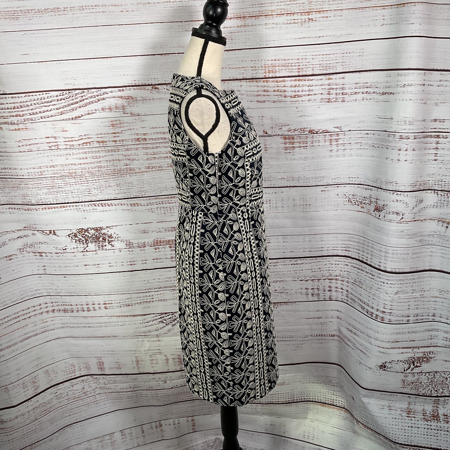 Brooks Bros Navy Blue Emboidered Sleeveless Dress - Size 8P Petite New