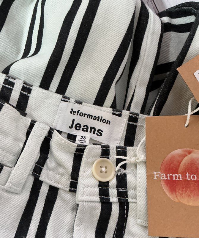 NWT Reformation White and Black Striped Wide Leg Jeans Size 23 Retail $188