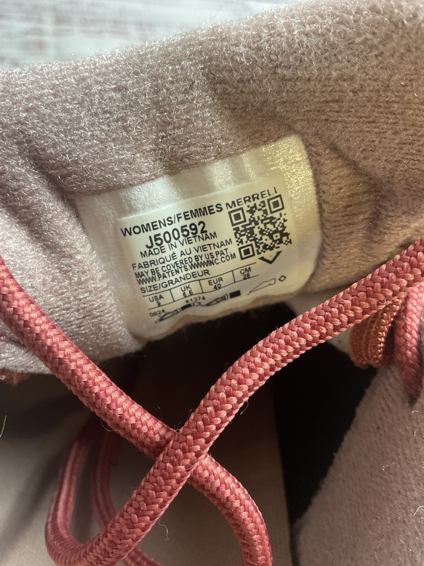 Merrell Moab 3 Coral Sneaker Athletic Shoe Women 9