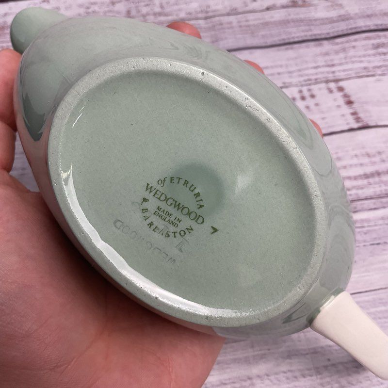 Wedgwood Etruria Barlaston Wintergreen 6" Ceramic Gravy Boat