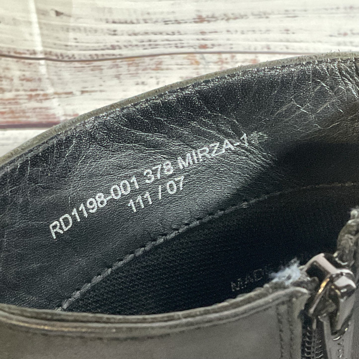 ROCKET DOG Men's Black Leather Frayed Edges Zip Up Ankle Boots- SZ 10