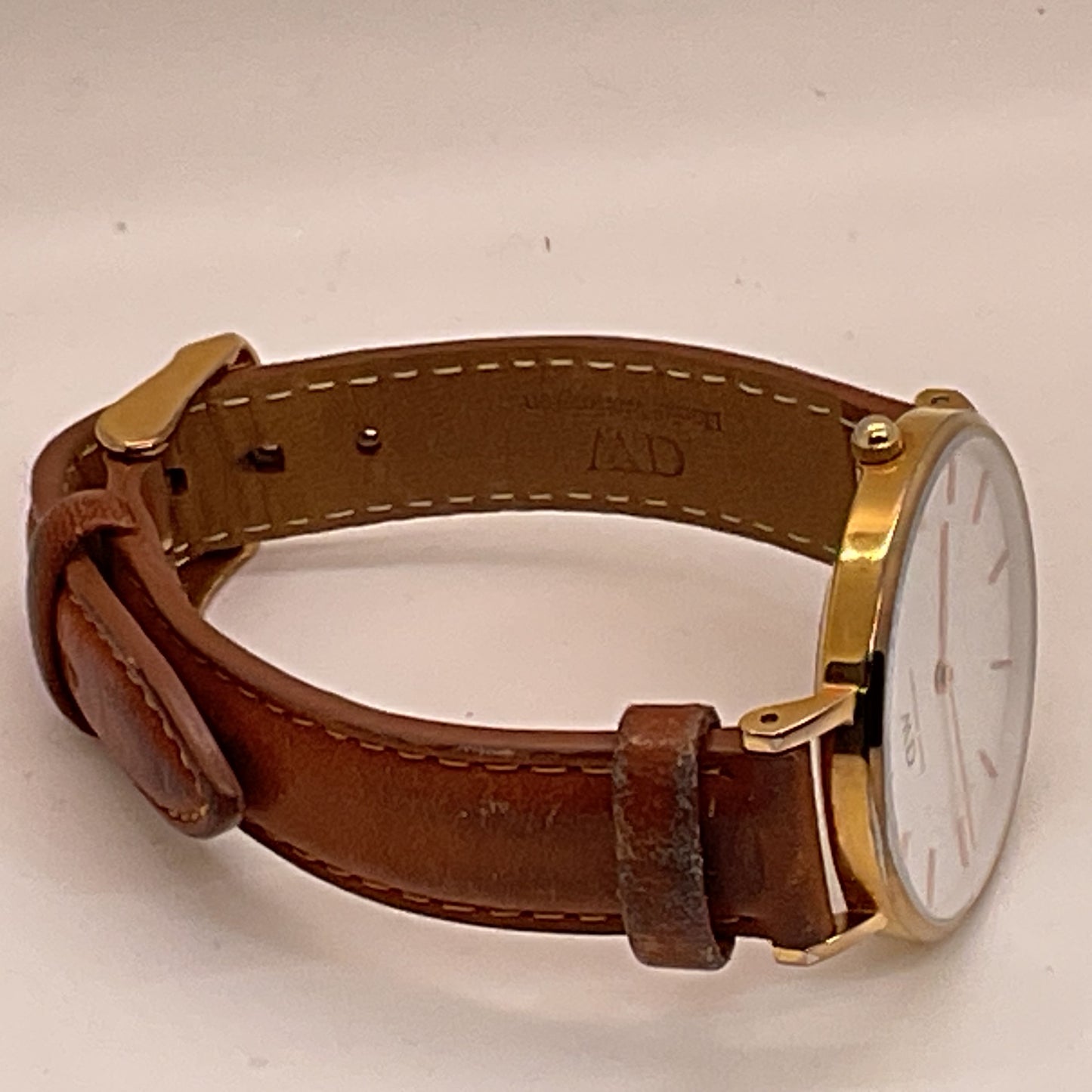 DANIEL WELLINGTON Women's Gold Tone Brown Leather Band Watch