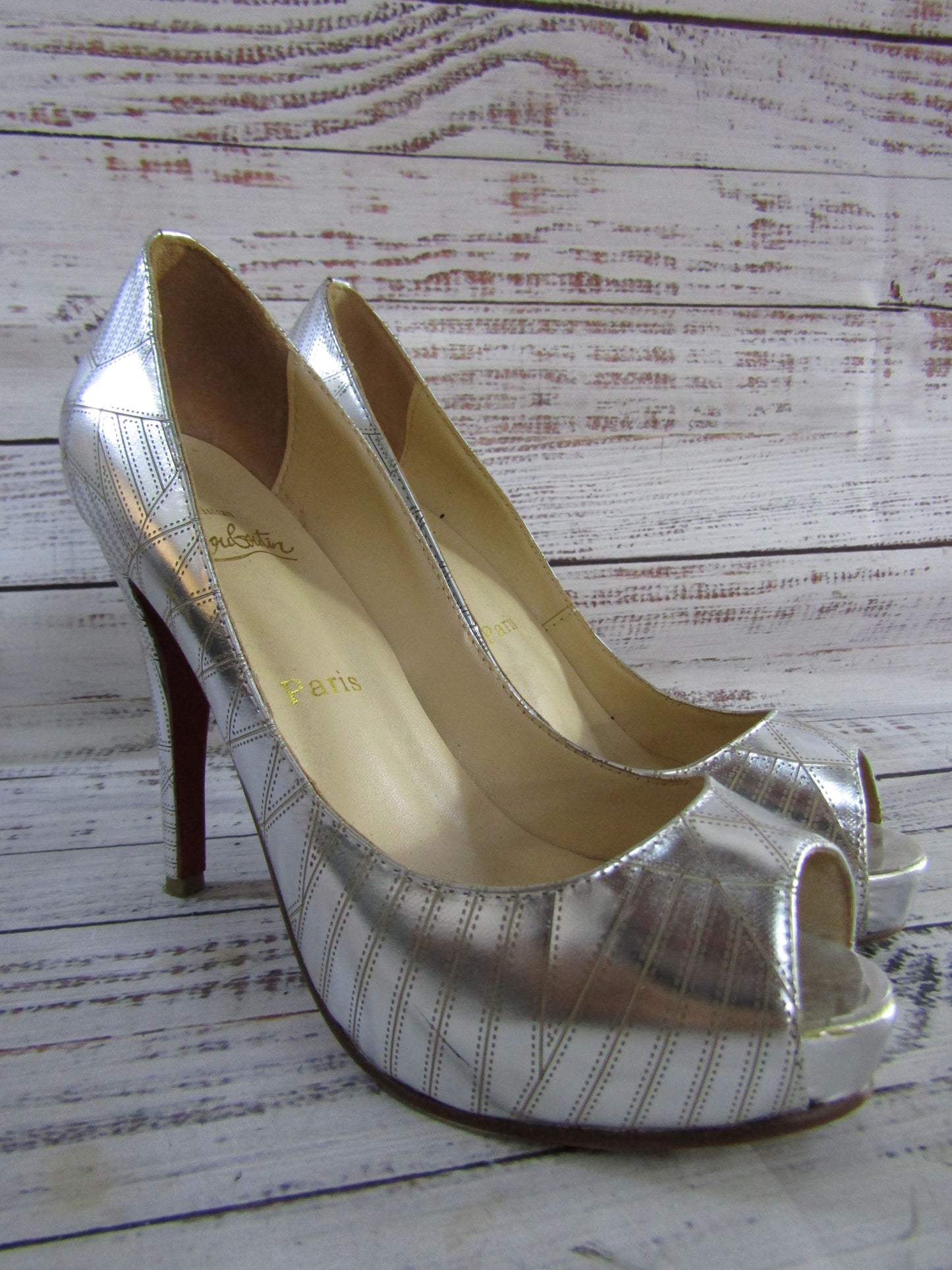 Christian Louboutin Very Galaxy Women's Silver Leather Peep Toe Pumps Size 8