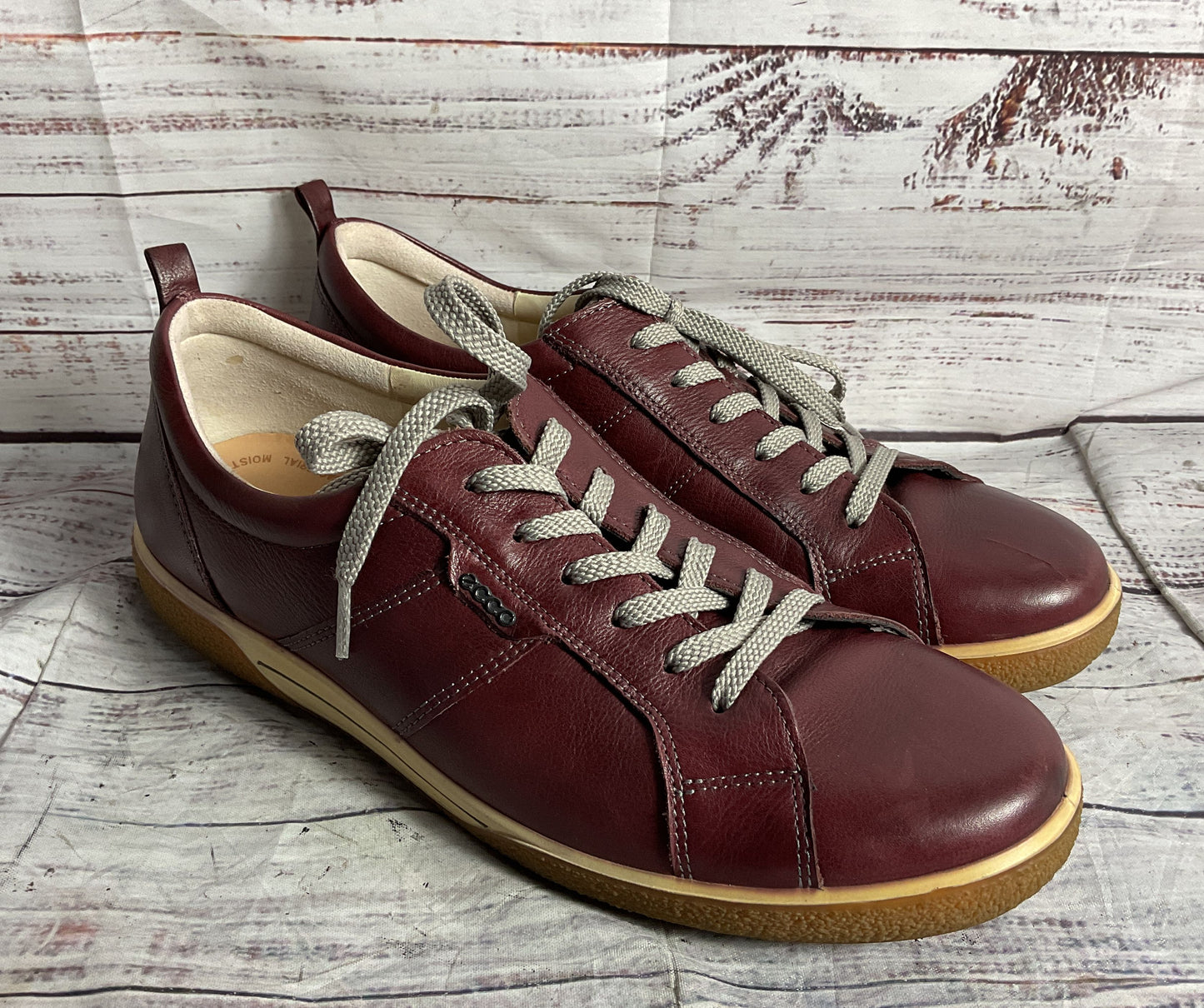 Ecco Chase Port Leather Lace-Up Sneakers Burgundy 40