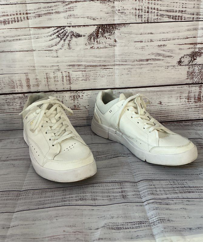 Men's On Cloud The Roger Centre Court White Sneaker Size 8.5