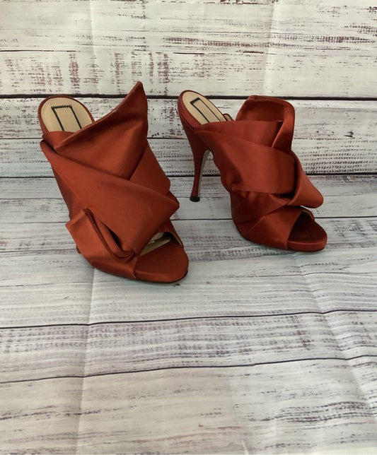 Women's No 21 Rust Satin Mules Heels Size 5.5 Like New