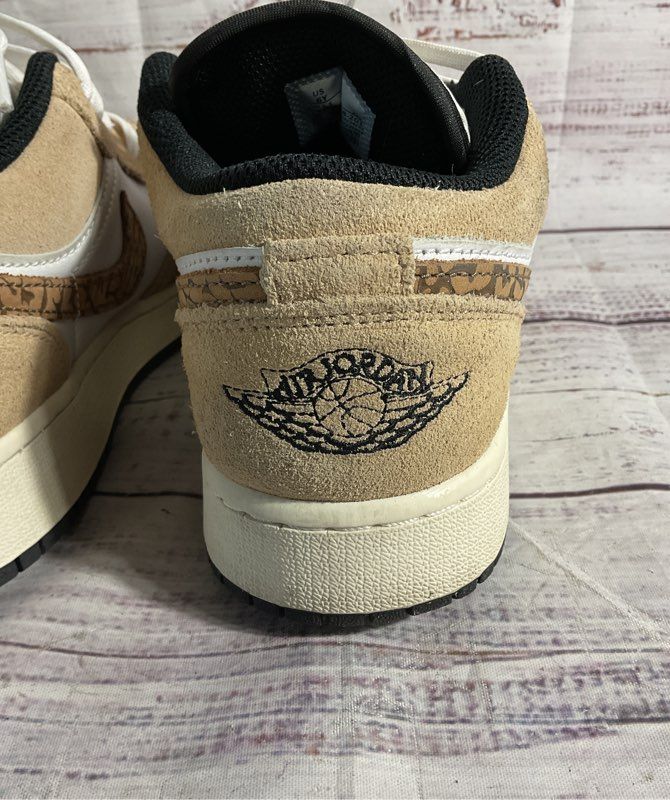 Nike Air Jordan 1 Low SE Hemp/White/Light British Tan DZ5368-201 Size 6Y