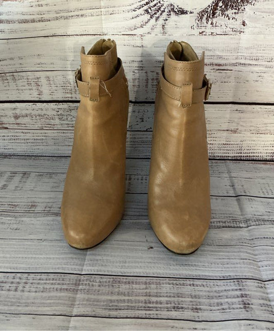 Women's Diane Von Furstenberg Tan Ankle Boot Size 9