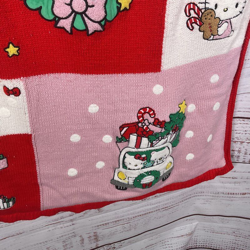 Pottery Barn Kids Hello Kitty Heirloom Christmas 50" Knit Sherpa Throw Blanket