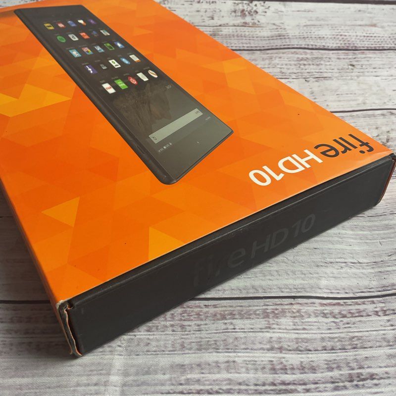 Amazon Fire HD 10 5th Generation Black 16GB Tablet *Missing Cord*