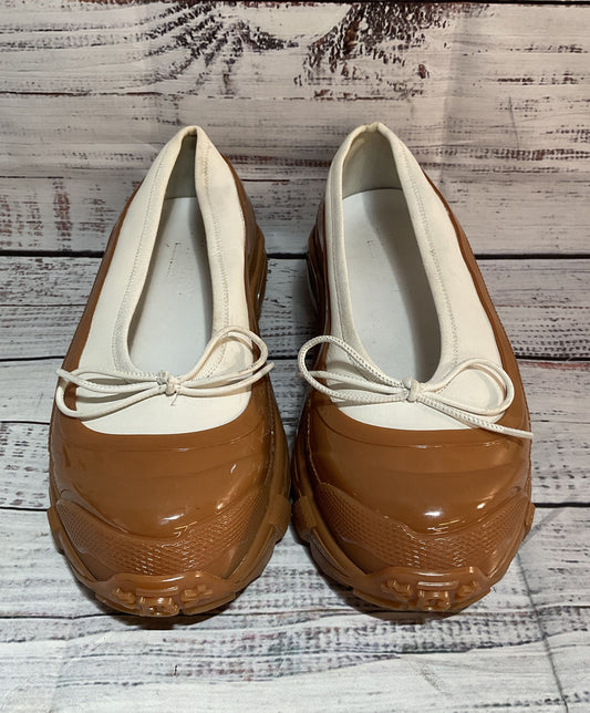 Burberry Leather Linford Rubber Platform Ballet Flats White 8.5