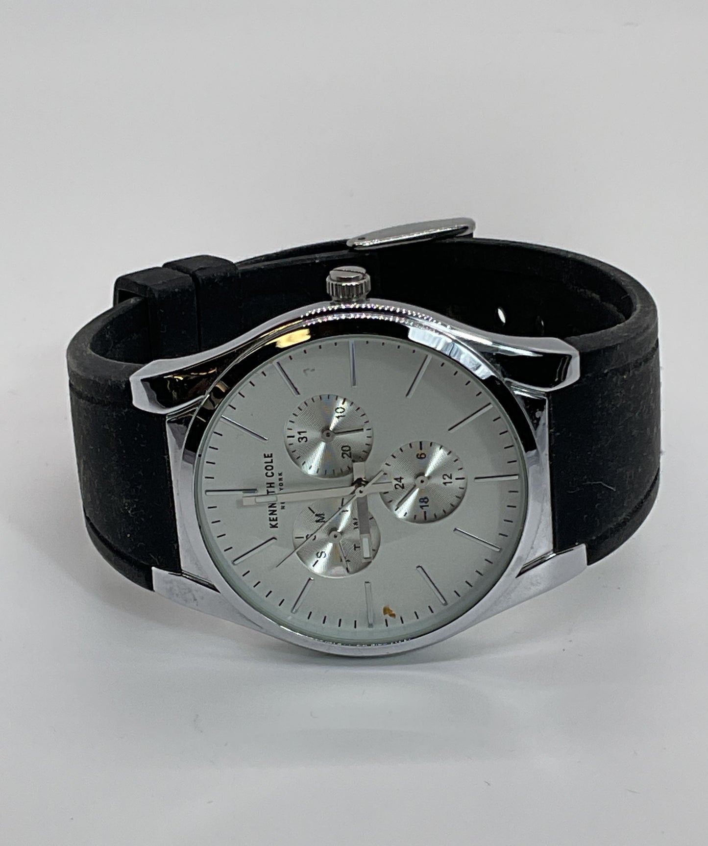 KENNETH COLE KC5049001 Men's Silver Tone White Dial Black Chronograph Watch