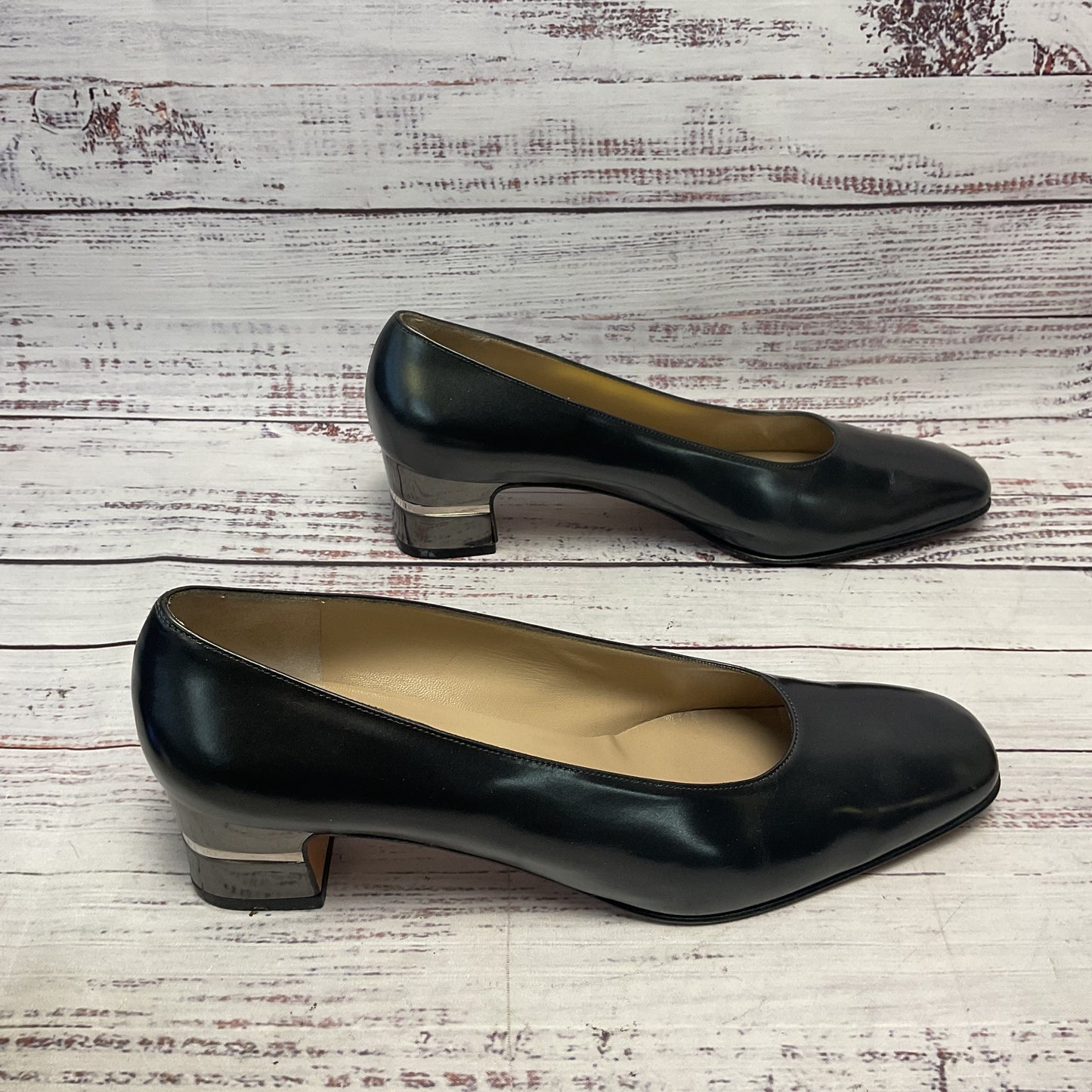 Salvador Ferragamo Gun Metal Mirror Heel Pump Heel Women Size 8.5