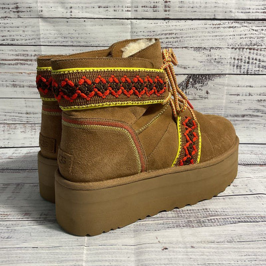 UGG Classic Mini II Brown Platform Suede Boots w/ Colorful Knit Detail Sz 12
