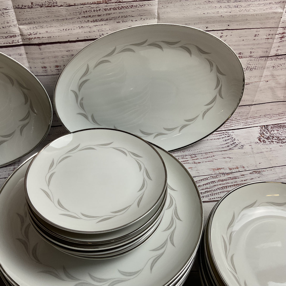 VTG. NASCO Japan Paris Night Fine China Dinner Set for 8 Plus 2 Platters