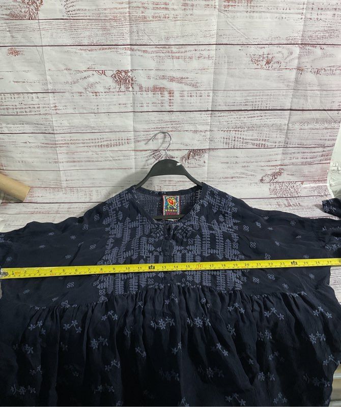 Johnny Was Women's Blue Tunic Embroidered Blouse Size S Cupra Rayon