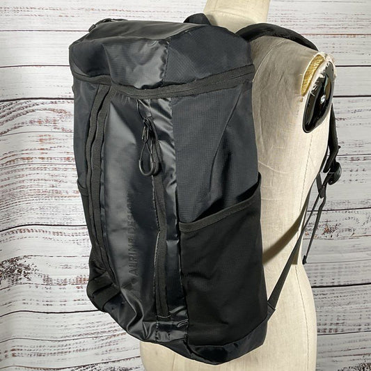 NWT ALPINE DESIGN Black Rugger Laptop/IPad Organizer Backpack