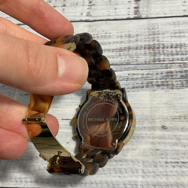 Michael Kors MK-5216 Tortoise Oversized Women's Watch, Untested