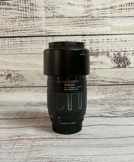 Tamron AF 75-300mm Camera Lens with Lens Covers