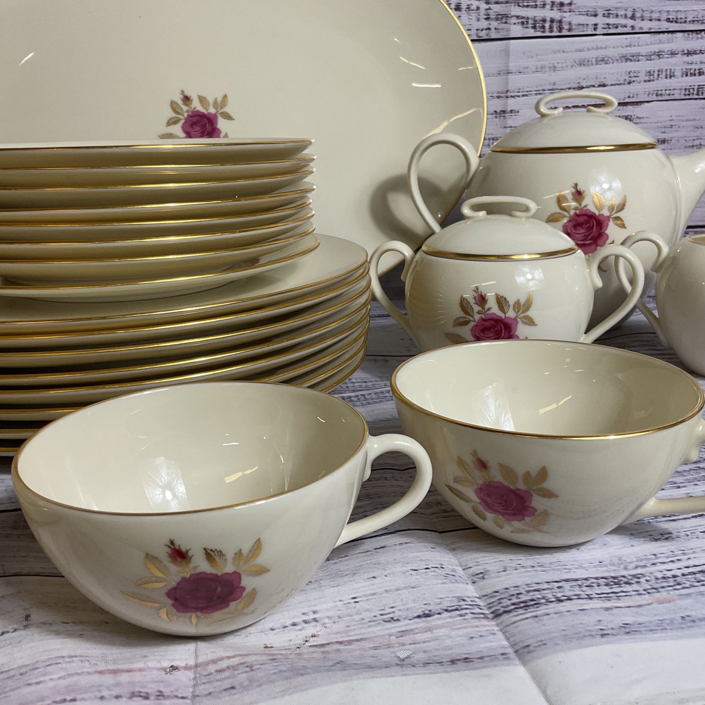 LENOX Roselyn Rose Motif Ivory with Gold Trim Plates & Serving Pieces- 29pcs