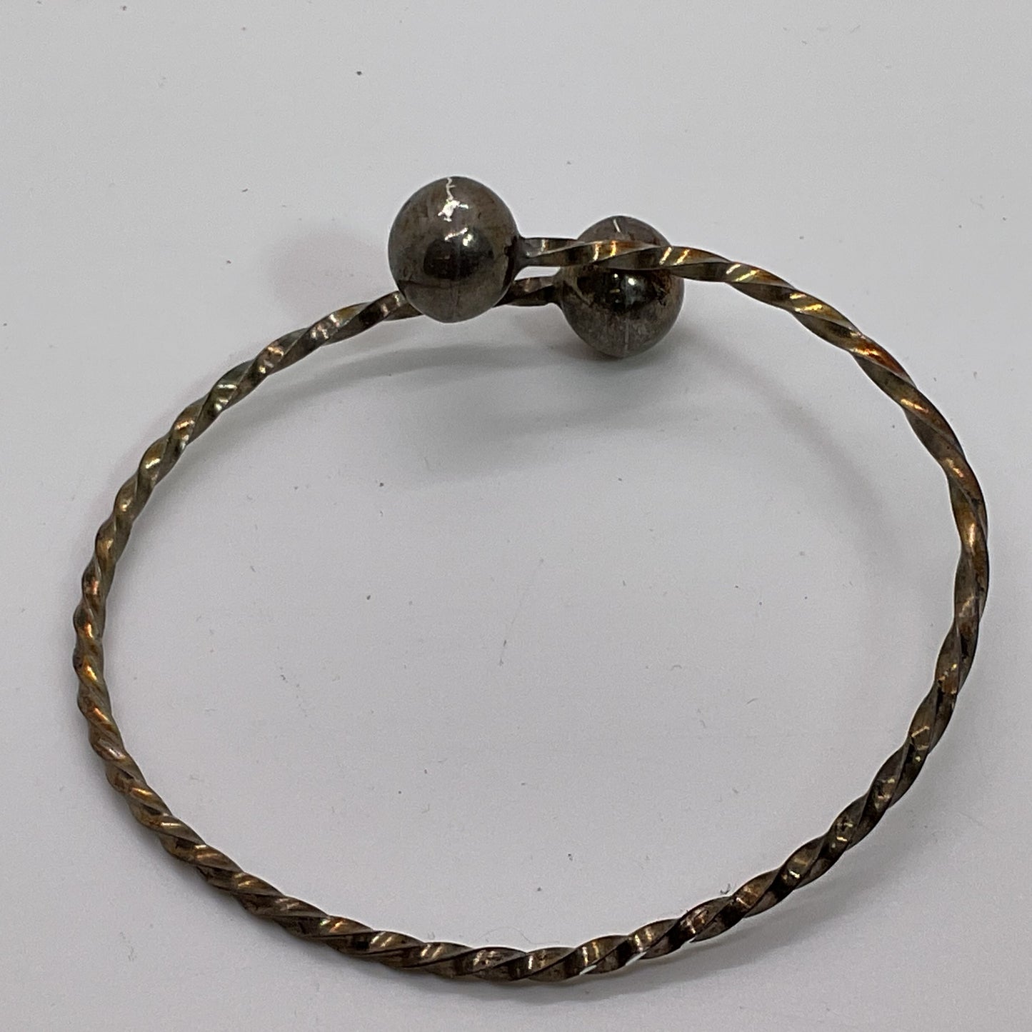 VTG. Sterling Silver Twisted Cuff Ball Accent Ends Bracelet- 11.55g