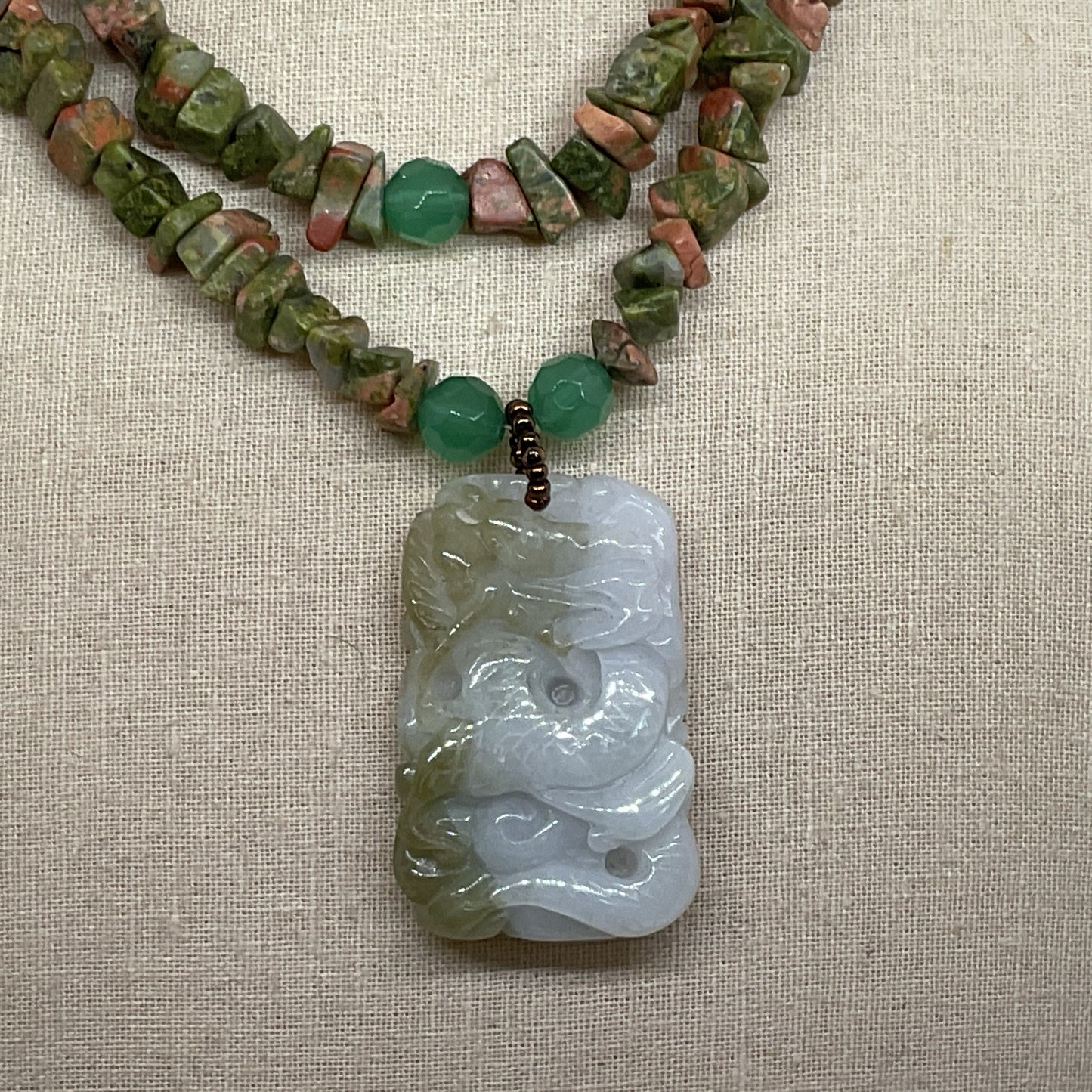 VTG. Carved Jade Pendant Gemstone Beaded Double Strand Necklace- 16.5"