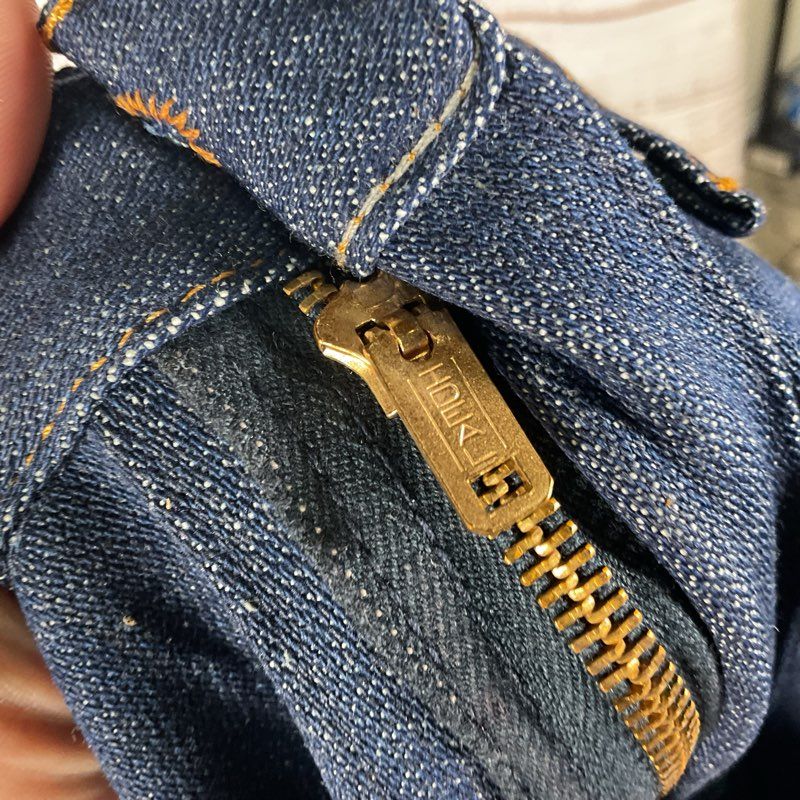Vintage 80s Deadstock Wrangler Middleweight 12.25 oz Straight Leg Jeans 31x36