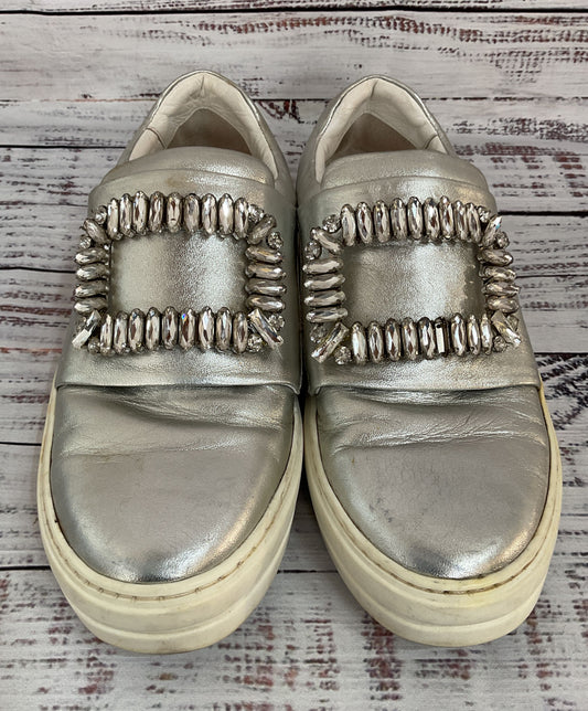 Roger Vivier Women's Silver Leather Crystal Embellished Slip-On Made in Italy