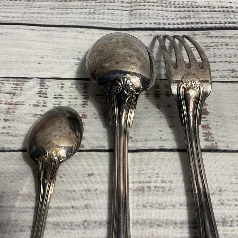 VTG. Ercuis Maintenon Shell Coquille Silver Plate Flatware 3 Pc. Serving Set