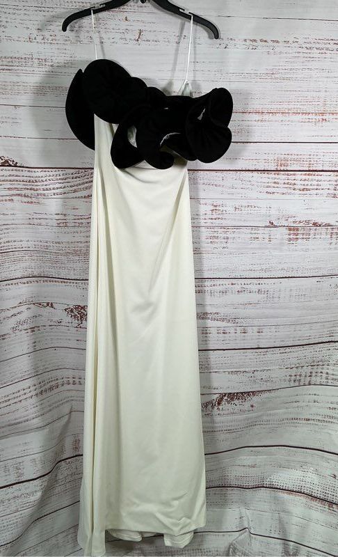 NWT Women's Alberto Makali White Long Asymmetrical Dress Size 8 Retail $458