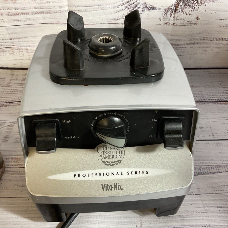VITAMIX Model VM0103 Professional Series Culinary Institute Of America