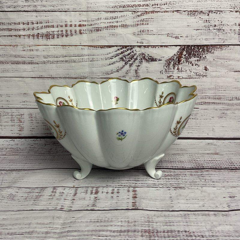 Limoges Castel White Floral Scalloped Edge 8" Footed Serving Bowl