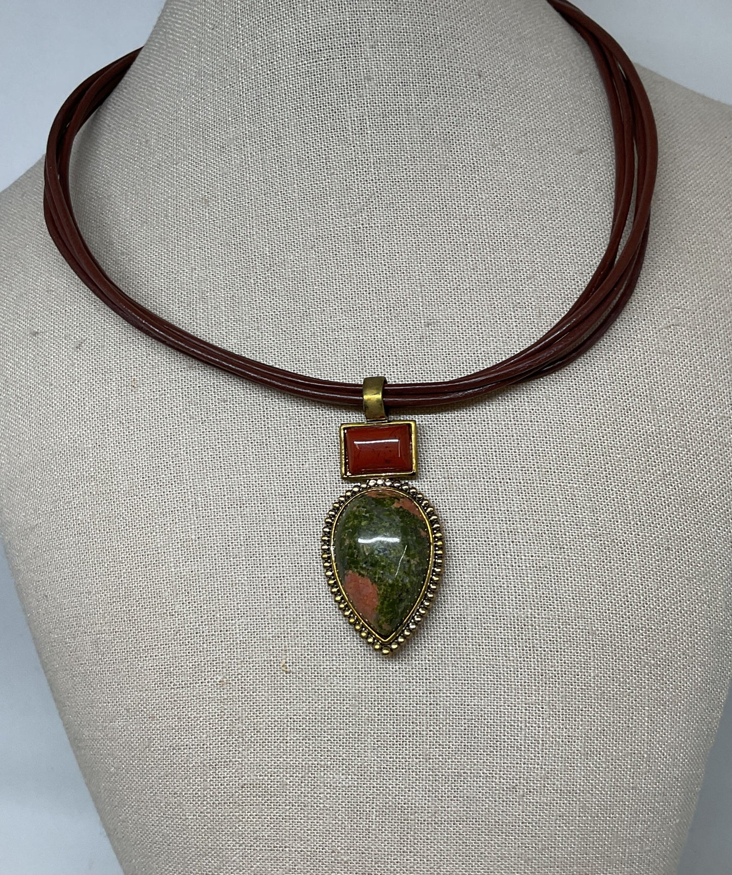 ROMAN Gold Tone Leather Vintage Necklace & Earrings Set Semi-precious stone