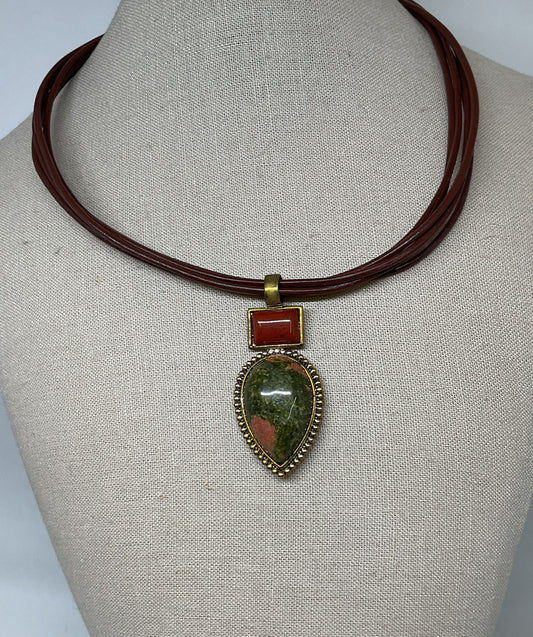 ROMAN Gold Tone Leather Vintage Necklace & Earrings Set Semi-precious stone