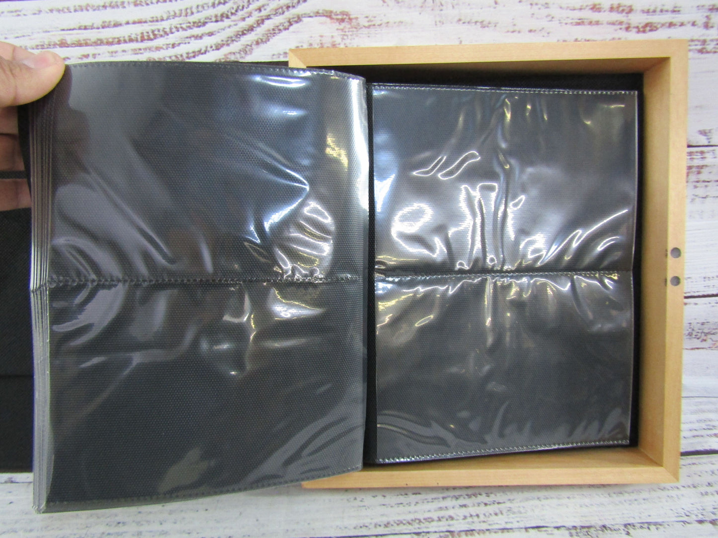Pottery Barn Clove Everyday Suede Photo Album Holds 100 4x6 Photos