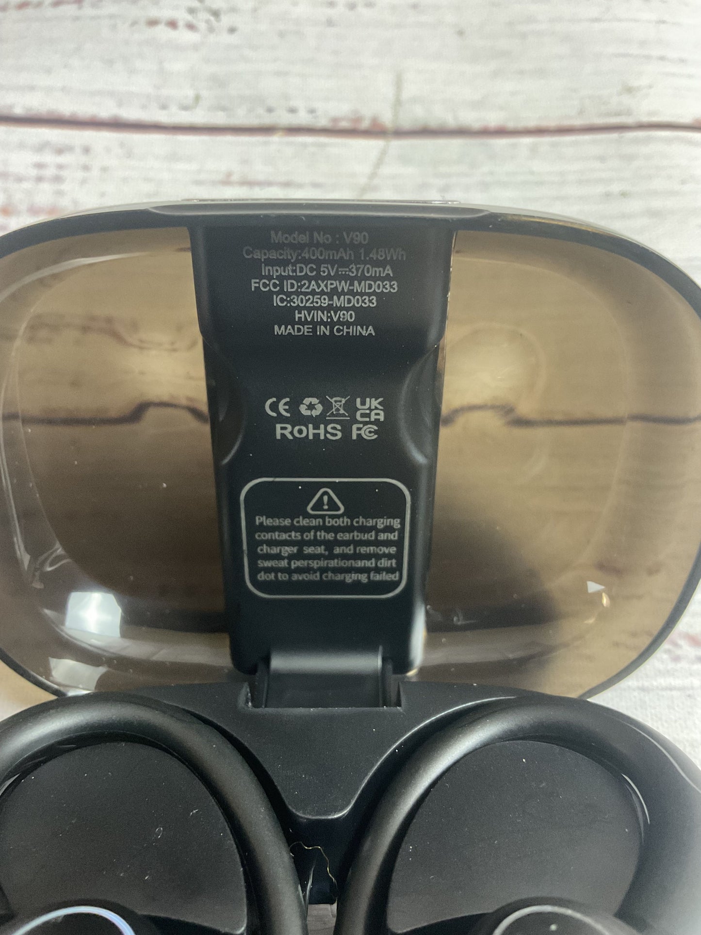 Csasan V90 Wireless Bluetooth Sport Earbuds with Charger Working