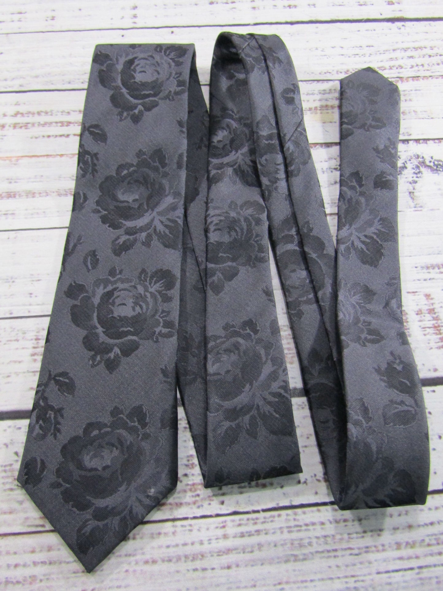 Ted Baker Men's Gray Black Rose Print Silk Slim Tie